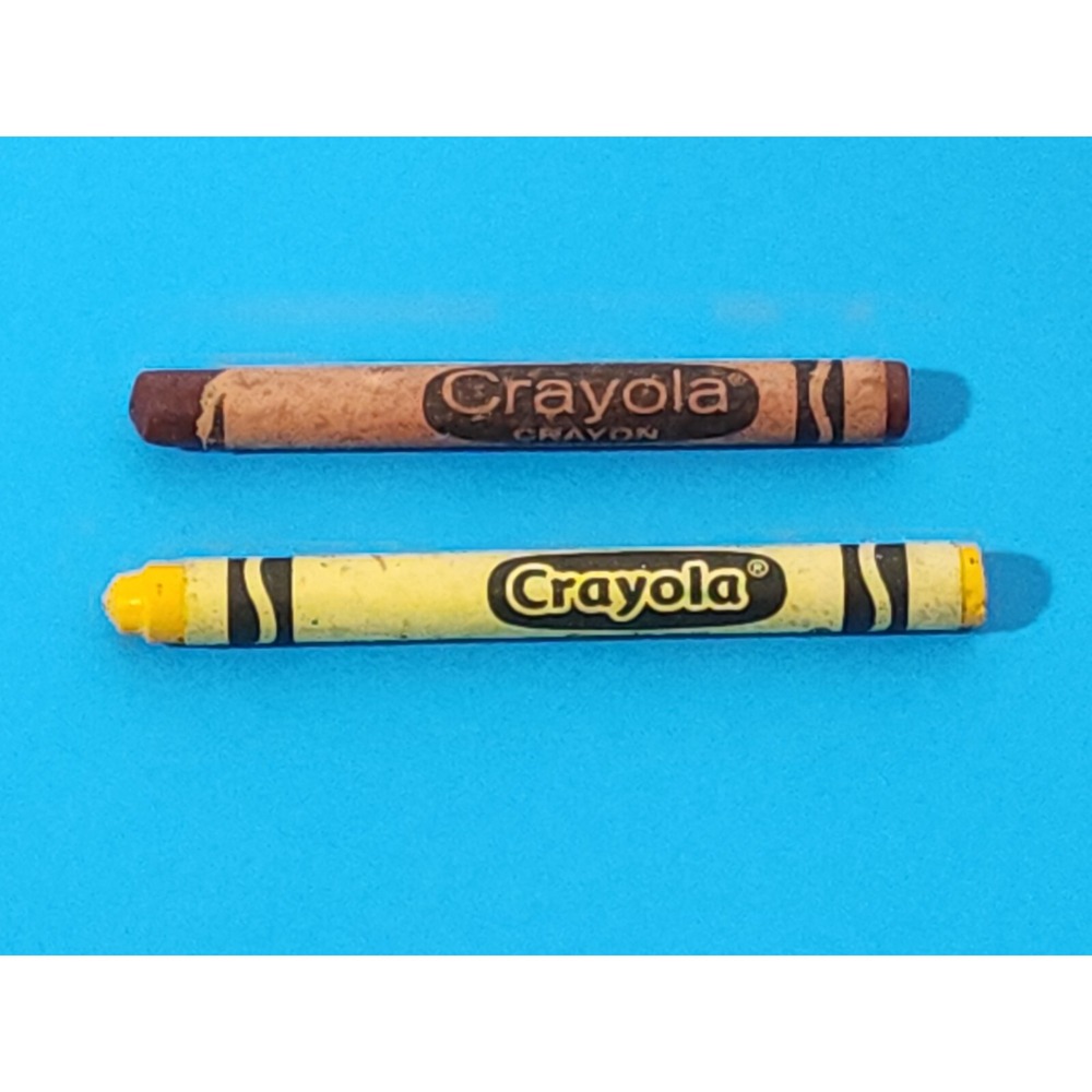 Crayola Discontinued Crayon Indian Red & Dandelion Used Retired Vintage‎